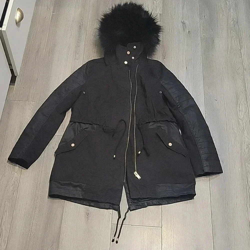 ATTENTION Black Detachable Lining Coat